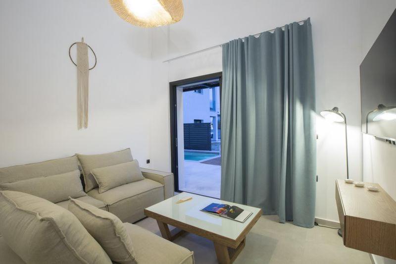 Seascape Villas Vassiliki - Beachfront Villas エクステリア 写真