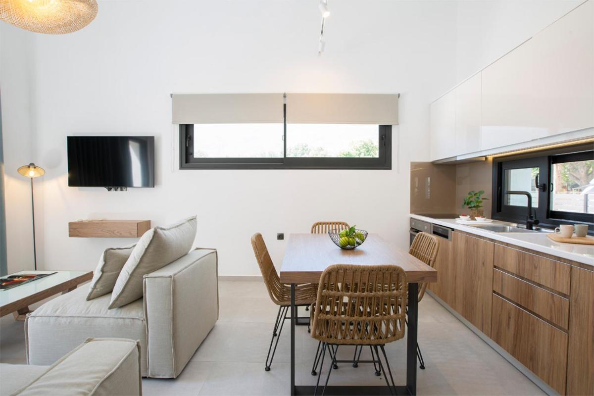 Seascape Villas Vassiliki - Beachfront Villas エクステリア 写真