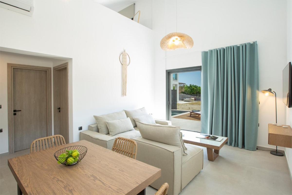 Seascape Villas Vassiliki - Beachfront Villas エクステリア 写真